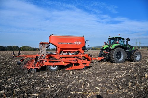 DEUTZ-FAHR+KUHN ESPRO 6000